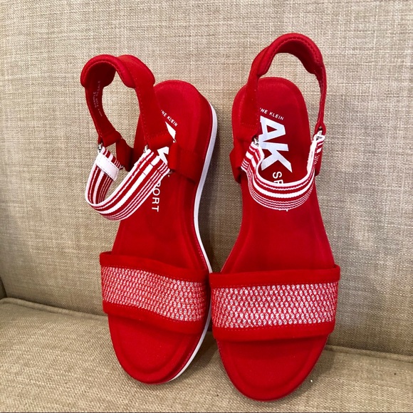 NEW AK Sport sandals with elastic red size 6 - Picture 4 of 6